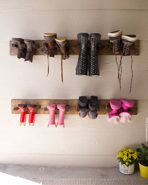 DIY Boot Storage Ideas for Fall & Winter | Apartment Therapy Boot Rack Ideas, Diy Boot Rack, Diy Boot Tray, Outdoor Shoe Storage, Diy Shoe Rack Ideas, Shoe Organization Diy, Hanging Shoe Storage, Diy Shoe Storage, Boot Tray