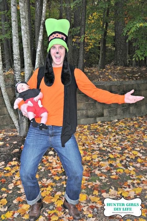 Mama: Minnie, Papa: Mickey, Baby: Goofy Goofy Costume, Mickey Mouse Halloween Costume, Adult Costumes Diy, Mickey Costume, Minnie Costume, Mickey Mouse Costume, Disney Costume, Matching Halloween Costumes, Costume Disney