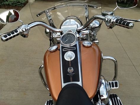 2008 Harley-Davidson® FLHRC/I Road King® Classic for Sale in Broadview hts, OH (Item 367604) Road King Harley, Road King Harley Davidson, Harley Road King, Road King Classic, Classic Harley Davidson, Harley Davidson Motorcycle, Road King, Harley Davidson, Copper