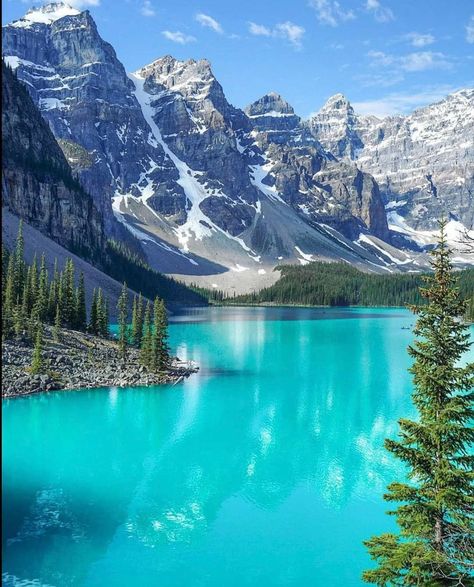 World Most Beautiful Place, Moraine Lake, Park Pictures, Places In The World, Lake Louise, Beautiful Places Nature, Banff National Park, Most Beautiful Cities, Beautiful Scenery Nature