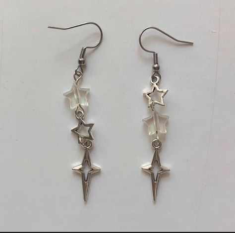 Grunge Earrings Aesthetic, Aesthetic Earrings Grunge, Grunge Earrings Piercings, Grunge Jewelry Earrings, Star Earrings Aesthetic, Grunge Gifts Ideas, Grunge Jewellery, Grunge Earrings, Jewelry Accessories Earrings