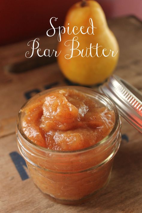 Spiced Pear Butter, Pear Butter Recipe, Flavored Butter Recipes, Butter Recipes Homemade, Pear Butter, Jam Recipes Homemade, Spiced Pear, Flavored Butter, Cheese Pairings