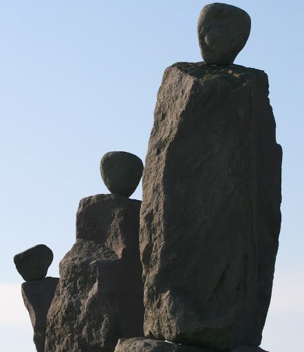 Bone women of Iceland. Icelands rock cairns. Rock Cairns, Megalithic Structures, Ley Lines, Stone Cairns, Zen Stones, Setting Inspiration, Fantasy Maps, Standing Stone, Visit Iceland