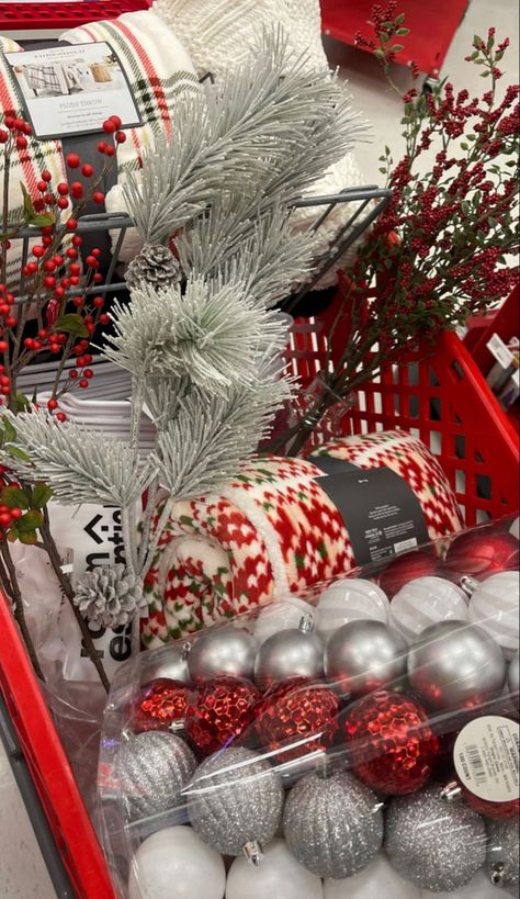 Christmas At Target, Julian Lopez, Lauren Asher, Xmas 2024, Christmas Dreaming, Cosy Christmas, Christmas Planning, Christmas Feeling, Christmas Inspo