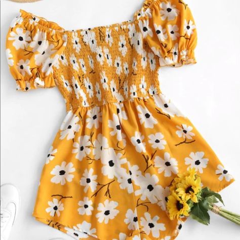 This Is So Cute! Size L Fits Like 6/8 Floral Romper. Never Worn!!! Cute Romper Outfits, Shein Products, Romper Outfits, Colorful Romper, Sunny Season, Cute Rompers, Mini Dress Casual, Simple Trendy Outfits, Daily Style