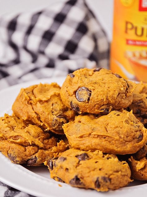 Cookies With Cake Mix, Pumpkin Cake Mix Cookies, Cake Mix Pumpkin, Pumpkin Cake Mix, Spice Cake Mix And Pumpkin, Flavor Combos, Fluffy Cake, Chocolate Chip Cookies Ingredients, Chocolate Chip Cookie Cake