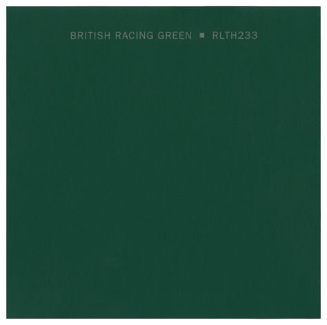 THE BEST GREEN EVER // British Racing Green by Ralph Lauren Green Dining Room Paint, Green Dining Rooms, Green Wall Paint Colors, Emerald Green Paint, Traditional Decor Southern, Green Painted Walls, Dining Room Paint Colors, Dark Green Walls, Green Dining Room