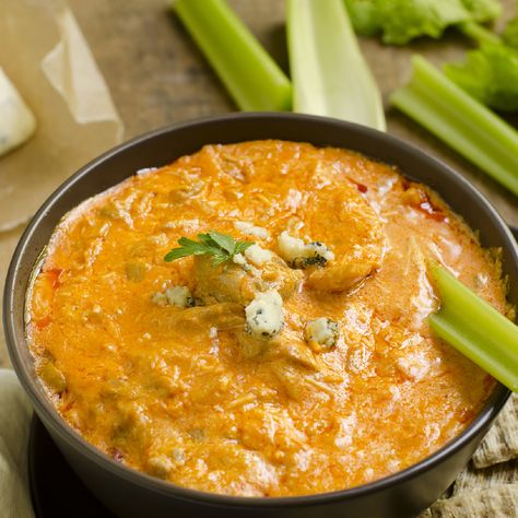 Times Food Sides For Wings, Sides For Chicken Wings, Baked Lemon Pepper Wings, Healthy Buffalo Chicken Dip, Best Dip Recipes, Buffalo Chicken Dip Easy, Chicken Dip Recipe, Buffalo Chicken Dip Recipe, Souffle Recipes