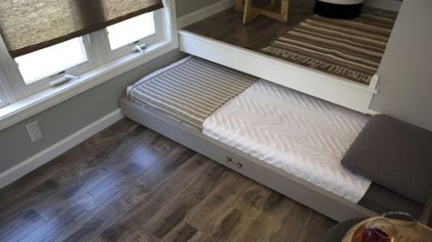 Take a Look Inside the One Bedroom 210 Square Foot Rochester Studio Retreat Lofted Beds, Awesome Bed, Trundle Beds, Drawer Bed, Wohne Im Tiny House, Tiny House Bedroom, Tiny House Storage, Murphy Bed Plans, Hidden Bed