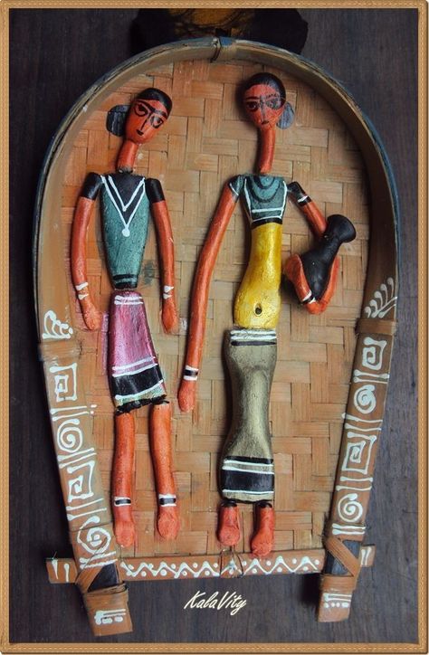 M Seal Art Crafts, Terracotta Wall Hanging, Terracotta Wall, Clay Clay, Clay Wall Art, Indian Folk Art, Fairy Doors, Art N Craft, Clay Art Projects