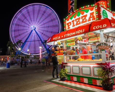 Why the Minnesota State Fair Ranks As the Best Fair in America - The Daily Cuppa - Medium Minnesota State Fair Food, State Fair Food, Minnesota State Fair, Minnesota State, Fair Food Recipes, State Fair, Creative Food, Fall Recipes, In America