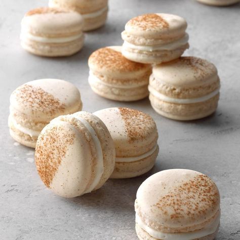 White Macaroons, Dinner Recipes Ideas, Kue Macaroon, French Cookies, Best Christmas Cookie Recipe, Popular Cookies, Macaron Cookies, Macaroon Recipes, Best Christmas Cookies