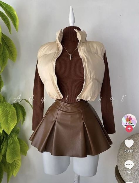 Ok Chicas. Rock Astetic Outfits, Outfits Invierno Buchifresa, Event Outfits For Women, Karaoke Outfit, Outfit Buchona, Outfits Buchi Fresa, Outfit Buchifresa, Aufits Aesthetic, Outfits Fresas