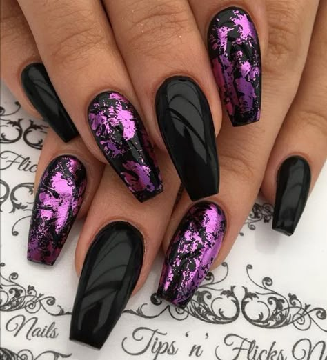 Black And Purple Nails, Shape Nails, Nails Stiletto, Purple Nail Designs, New Nail Designs, Purple Nail, Super Nails, Latest Nail Art, Summer Acrylic Nails