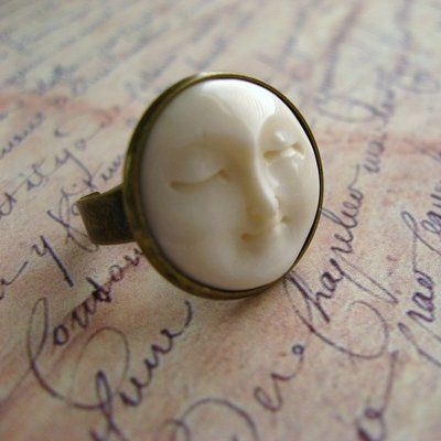 "cause she's in love with the man in the moon..."     I want this ring! Closet Update, Moon Face, Moon Ring, Tiffany Jewelry, Moon Jewelry, Brass Ring, Jewelry Inspo, Pretty Jewellery, Schmuck Design