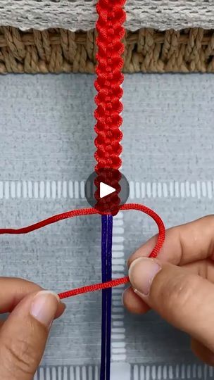 63K views · 820 reactions | Instructions for tying lucky red bracelets #diystyle #crafts #diy | Diy Bracelet | Diy Bracelet · Original audio Bracelet Original, Knot Braid, Red Bracelet, Red Bracelets, Bracelet Diy, Diy Bracelet, Diy Style, Crafts Diy, Diy Bracelets