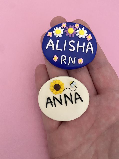 Personalised and completely customisable namde badges, great for nurses and teachers Diy Name Magnets, Nurse Badges, Diy Nursing, Diy Abstract Canvas Art, Magnetic Jewelry, Hot Cross Buns, Cross Buns, Flower Names, Name Badges