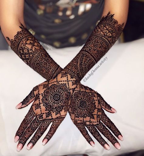 Henna Hand Designs, Wedding Henna Designs, Indian Henna Designs, Jagua Henna, Indian Mehndi Designs, New Bridal Mehndi Designs, Bridal Mehendi Designs Hands, Modern Henna Designs, Bridal Henna Designs