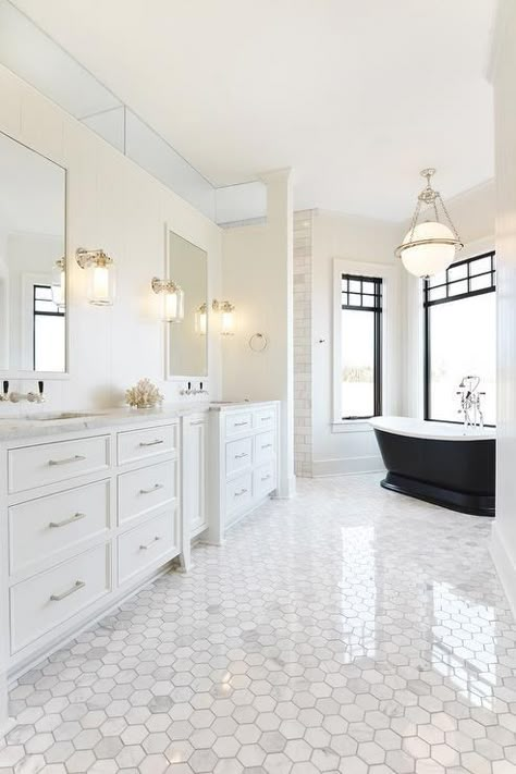 Contemporary White Bathrooms, Transitional Bathroom Design, Black Bathtub, Contemporary Bedroom Design, White Bathroom Designs, White Bathroom Decor, Bad Inspiration, Transitional Bathroom, Master Bath Remodel