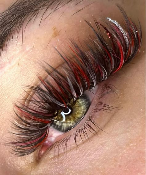 Christmas Eyelashes Extensions, Red And White Lash Extensions, Red And White Eyelash Extensions, Lashes With Red At The End, 4th Of July Lash Extensions, Christmas Lashes Extensions, Christmas Eyelash Extensions, Colorful Eyelash Extensions, Christmas Lash Extensions