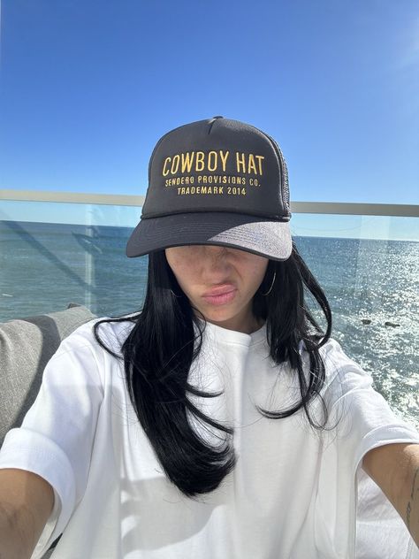 nessa nation on X: "hi babes i’m hacking nessa nation to tell u i love u so much and i couldn’t be more excited for what 2024 is going to bring<33 https://t.co/g3RnnFPWLy" / X Barrett Hat, Nessa Barrett Icon, Punk Rock Princess, Nessa Barrett, Love U So Much, Baby Cowboy, Brunette Girl, Lucky Star, Fav Celebs