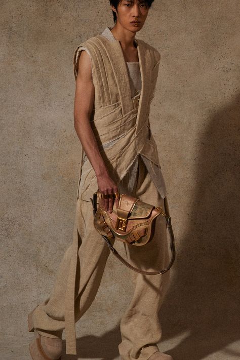 Balmain Resort 2023 Menswear Fashion Show | Vogue Balmain Menswear 2023, Balmain Resort 2023, Desert Clothing, Balmain Resort, Desert Outfit, Futurism Fashion, 2023 Menswear Fashion Show, Aged Clothing, Star Wars Fashion