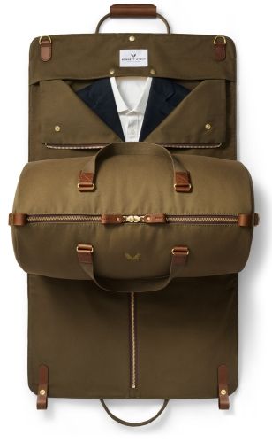 The Bennett Winch suit carrier is the part that is seen in the film. Suit Carrier Bag Travel, Luxury Rugged Travel Bag With Leather Lining, Luxury Men's Cases With Luggage Sleeve, Leather Case With Luggage Sleeve, Bennett Winch, Leather Travel Chest Bag With Anti-theft Pocket, Tom Ford Tuxedo, Suit Carrier, In Spectre