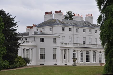 Frogmore House, English Houses, Prince Harry And Megan, Royal Castles, Royal Residence, Royal Prince, Dream Home Design, Prince Harry, British Royals