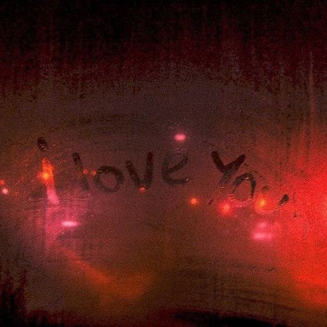 Red Aesthetic Grunge, Lovecore Aesthetic, I See Red, The Word Love, Fotografi Vintage, Desain Signage, Word Love, Vampire Knight, Images Esthétiques