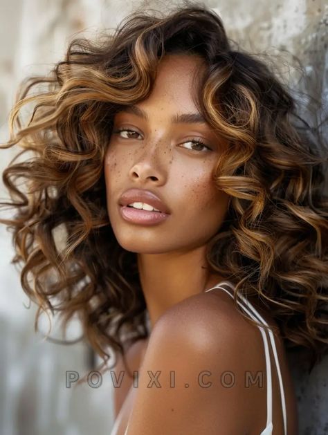 34 Ombre Hair Color Ideas for a Vibrant Unique Look Featuring Brown Blonde and Red Shades Golden Honey Highlights, Honey Highlights On Dark Hair, Layered Curly Haircuts, Cool Brown Hair, Warm Blonde Highlights, Curly Highlights, Red Hair With Blonde Highlights, Honey Highlights, Asian Skin Tone