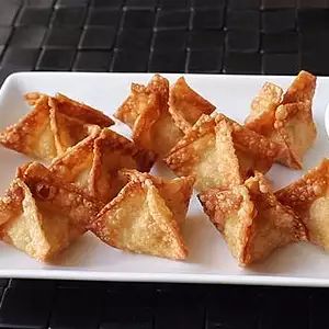 Chef John's Crab Rangoon | Allrecipes Crab Rangoon Recipe, Mini Nutella, Cream Cheese Wontons, Lemon Asparagus, Banana Pudding Cheesecake, Kids Cooking Recipes, Crab Rangoon, Egg Dishes, Chicken Pasta Recipes