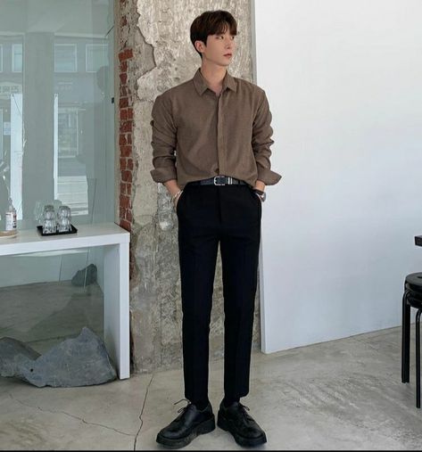 Korean Outfits Men, Korean Men Fashion, Korean Mens Fashion, Mens Smart Casual Outfits, Minimalist Fashion Men, Formal Men Outfit, Smart Casual Men, Mens Casual Dress Outfits, Men Stylish Dress