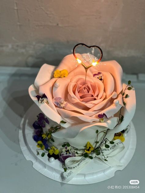 Modern Birthday Cakes, Small Birthday Cakes, Decorate A Cake, Vintage Birthday Cakes, Birthday Cake With Flowers, Elegant Birthday Cakes, Simple Cake Designs, Shopping Haul, Funny Birthday Cakes