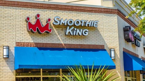 10 Best Smoothie King Smoothies: Nutrition and Benefits Smoothie King Smoothies, Smoothie King Recipes, Protein Rich Diet, Best Green Smoothie, Vanilla Smoothie, Pumpkin Smoothie, Smoothie King, Fruit And Veggie, Best Smoothie