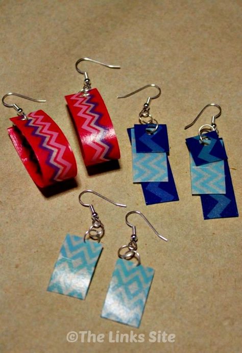 Duct Tape Crafts, Washi Tape Crafts, Plastic Earrings, Paper Earrings, Recycled Jewelry, Tape Crafts, Creation Couture, Paper Jewelry, Plastic Jewelry