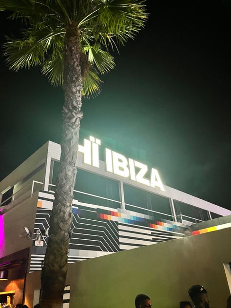 Ibiza Disco, Hi Ibiza, Night Club Dance, Ibiza Clubs, Ibiza Party, Ibiza Travel, Nightclub Aesthetic, Ibiza Spain, Europe Summer