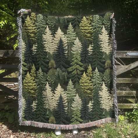 Stay warm and cozy with a stylish Ultra-Soft Mixed Green Fringe Blanket, perfect for picnics, beach days, dates, bedroom and living room decor Sizes: 40" x 50" 50" x 60" 60" x 80" Made from 100% Polyester. The blanket with soft and comfortable flannel fabric keeps you warm and cozy. Super soft and excellent hand feeling. Shipping: Please allow 1-3 business days on average to post your order.  Once your order is shipped, you will be sent a tracking number All packages are 100% insured of damage i Cool Blankets Aesthetic, Green Boho Blanket, Forest Witch Bedroom, Cozy Witchy Bedroom, Cabin Core Aesthetic, Lounge Home Decor, Nature Blanket, Cottagecore Blanket, Room Decor Hippie