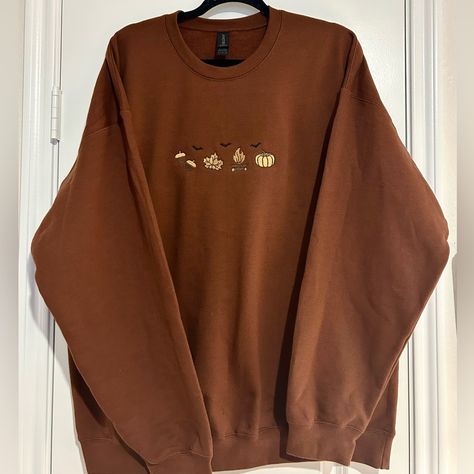 S-Xxl Handmade And Designed By Me 3 Thread Colors Soft Style Crewneck Cocoa Brown Color Cute Fall Hoodies, Embroidered Fall Sweatshirt, Embroidered Halloween Sweatshirt, Fall Embroidered Sweatshirts, Brown Sweatshirt Outfit, October Clothes, Fall Hygge, Fall Collage, Fall Crewneck Sweatshirt