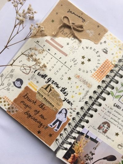 BULLET JOURNAL INSPIRATION Scrap Notebook Ideas, Journal Theme Ideas Aesthetic, Fall Notebook Ideas, Fall Journal Ideas, Aesthetic Notebook Ideas, Fall Journal, Aesthetic Notebook, Kalender Design, Diy Journal Books