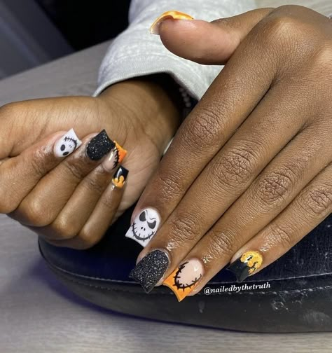 Acrylic Toes Halloween, Orange Bottom Nails, Short Hollowed Nails, Short Halloween Nail Set, Orange Halloween Nails Short, Halloween Shorties Nails, Holloween Nails Square, Cute Short Fall Nail Sets, Acrylic Nails Short Halloween