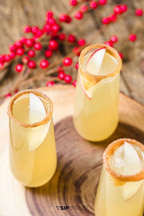 Caramel Vodka Apple Cider, Apple Mimosa, Vodka Apple Cider, Apple Martini Recipe, Childhood Candy, Caramel Apple Martini, Sip And Feast, Festive Holiday Cocktails, Apple Vodka