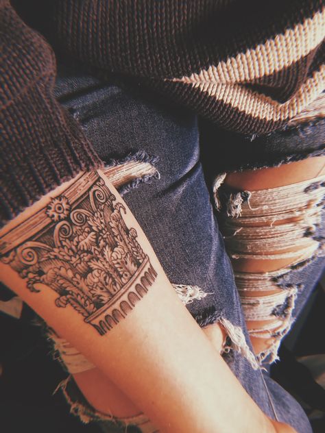 Corinthian Column Tattoo Corinthian Tattoo, Corinthian Column Tattoo, Columns Tattoo, Architectural Tattoos, Greek Architecture Tattoo, Greek Column Tattoo, Column Tattoo, Font Tato, Tattoo Zone