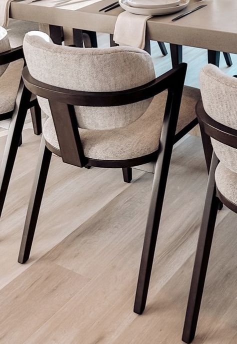 Dining Chair Inspiration, Wishbone Chair Dining Room, Dining Chair Ideas, Dinner Table Chairs, Dining Room Furniture Design, Dinner Chair, Dinning Room Design, Comfortable Dining Chairs, Dining Room Chairs Modern