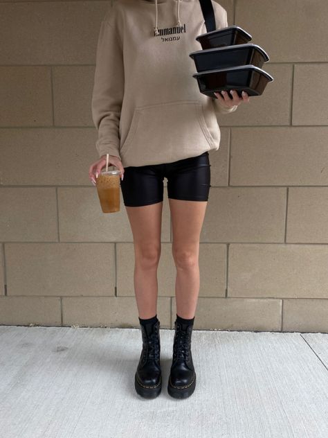 Biker Shorts Doc Martens Outfit, Biker Shorts Winter Outfit, Low Exposure Photos, Shorts And Hoodie Outfit, Doc Martin Outfits, Shorts And Hoodie, Coffee Date Outfit, Instagram Post Ideas, Coffee Date Outfits