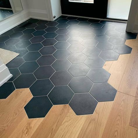 Produkt Hunter on Instagram: “#produkthunter Hexagonal Tiles by @pars_tile . 👉Follow @produkt.hunter for more.. 🙂Tag a friend who would like these!” Hexagon Tile Entryway, Hollywood Living Room, Hexagon Tile Kitchen, Tile To Wood Transition, Entry Floor, Hexagonal Tiles, Epoxy Countertops, Transition Flooring, Entryway Tile