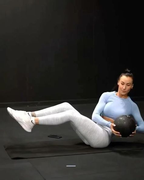 Russian Twist Exercise, Teen Workout Plan, Monday Workout, Hip Raises, Workouts For Teens, Abs Challenge, Russian Twist, Weight Training Workouts, Planet Fitness Workout