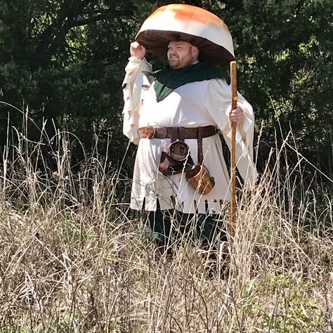 Mushroom Costume Men, Mushroom Ren Faire, Mushroom Costumes, Jack Frost Movie, Mushroom Cosplay, Wizard Outfit, Dad Costume, Mushroom Outfit, Mushroom People