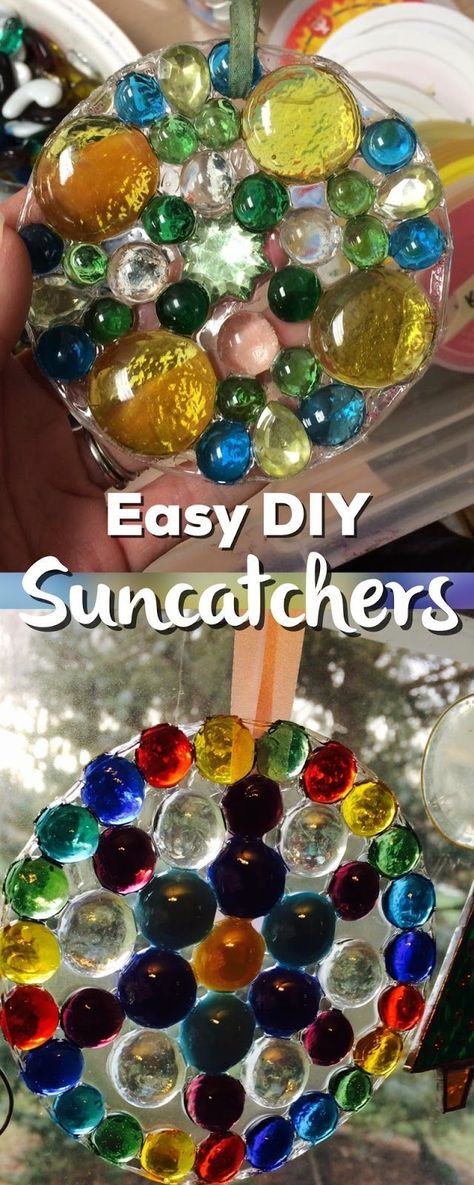 Easy DIY suncatchers- all you need is glue, a plastic lid and some gems! Instant gift! Suncatchers Diy, Projek Diy, Hadiah Diy, Diy Suncatchers, Summer Craft, Crafts For Seniors, Diy Bricolage, Harry Potter Crafts, Diy Simple