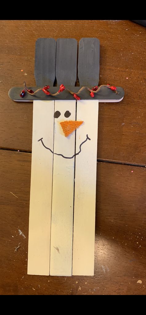 Paint Stick Snowmen, Christmas Crafts With Paint Sticks, Paint Stick Snowman Craft, Paintstick Projects Christmas, Paint Stick Holiday Crafts, Paint Stick Crafts Diy Projects Christmas, Paint Stir Stick Crafts Christmas, Paint Stick Ornaments, Stir Stick Crafts Diy