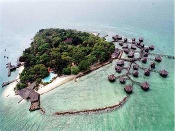 Pulau Ayer Resort and Cottages Pulau Seribu, Water Villa, Thousand Islands, Paradise Island, Island Vacation, Beautiful Places To Visit, Asia Travel, Vacation Spots, Maldives